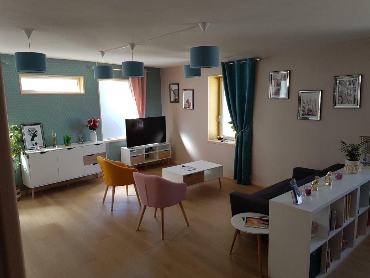 Apartamento 221B Chic et coloré !!! Châteauroux Exterior foto